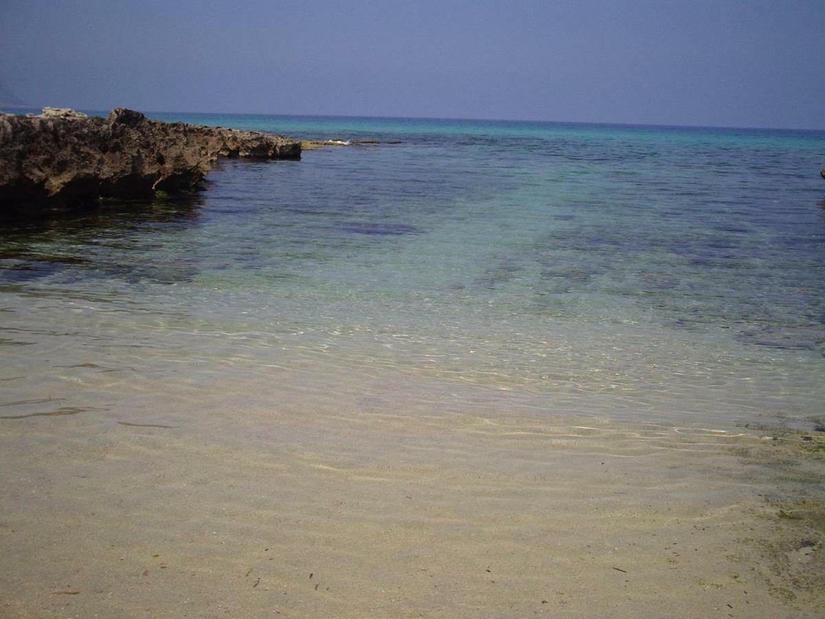 B&B Villa Il Carrubo San Vito Lo Capo Bagian luar foto