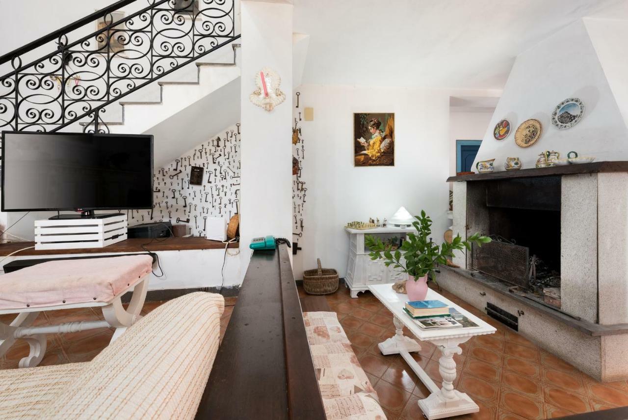B&B Villa Il Carrubo San Vito Lo Capo Bagian luar foto