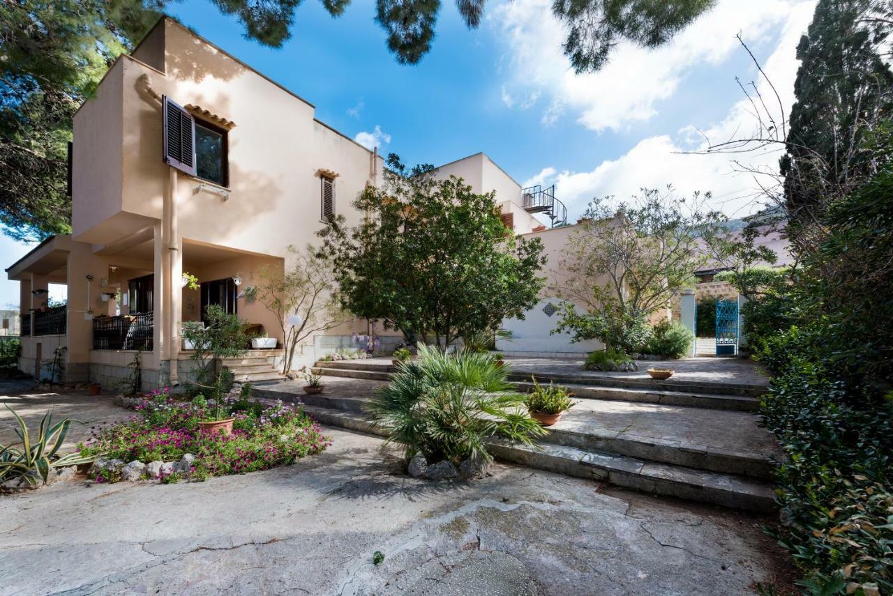 B&B Villa Il Carrubo San Vito Lo Capo Bagian luar foto